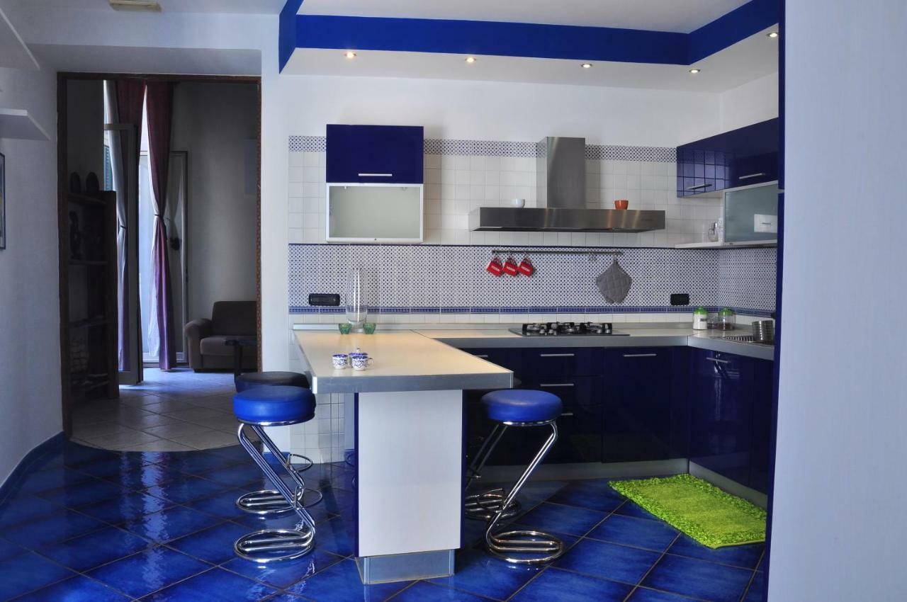 Suite Monticelli Naples Extérieur photo