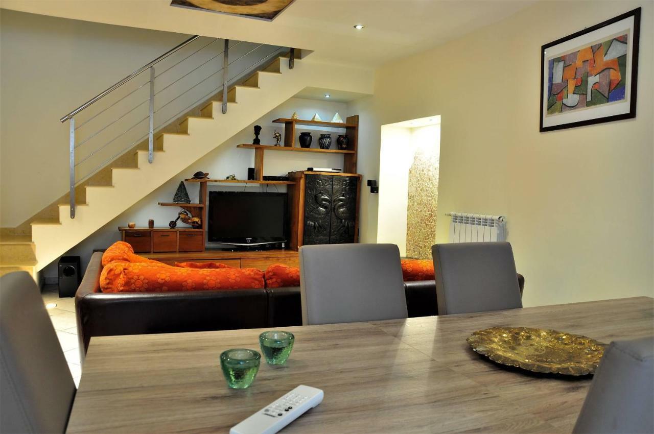 Suite Monticelli Naples Extérieur photo