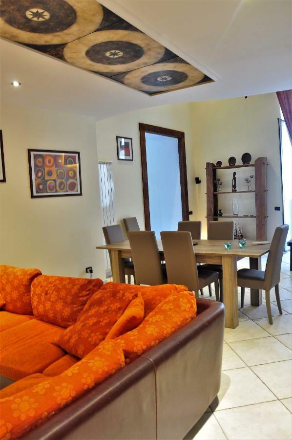 Suite Monticelli Naples Extérieur photo